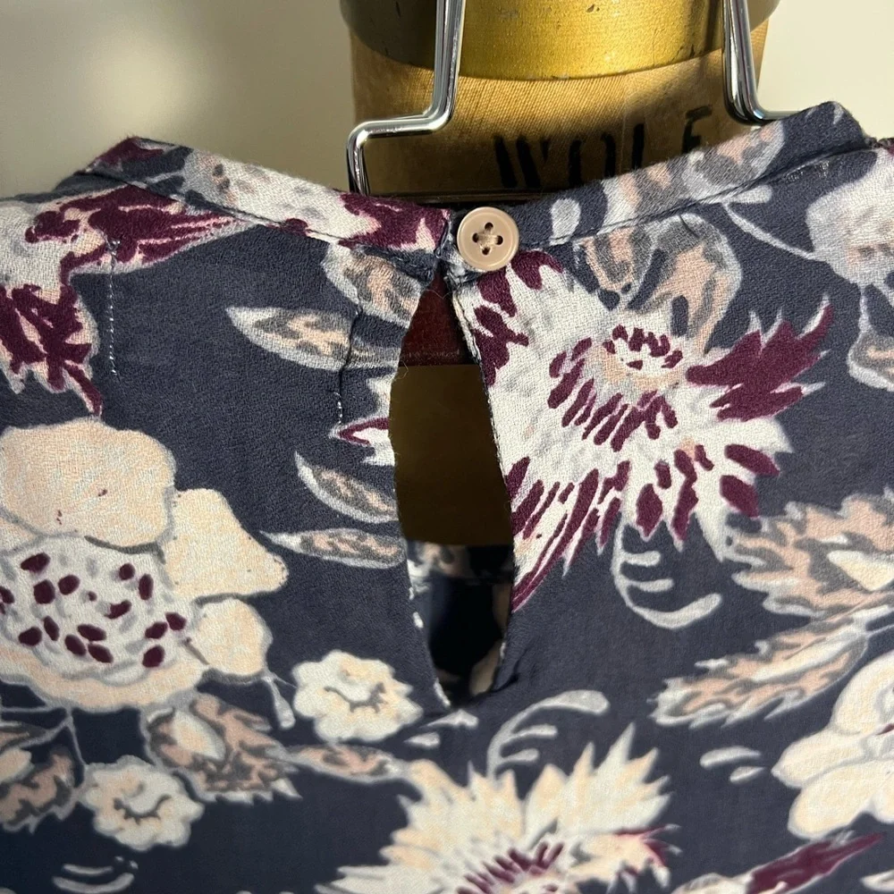 Old Navy girls floral long sleeve dress NWT size 5